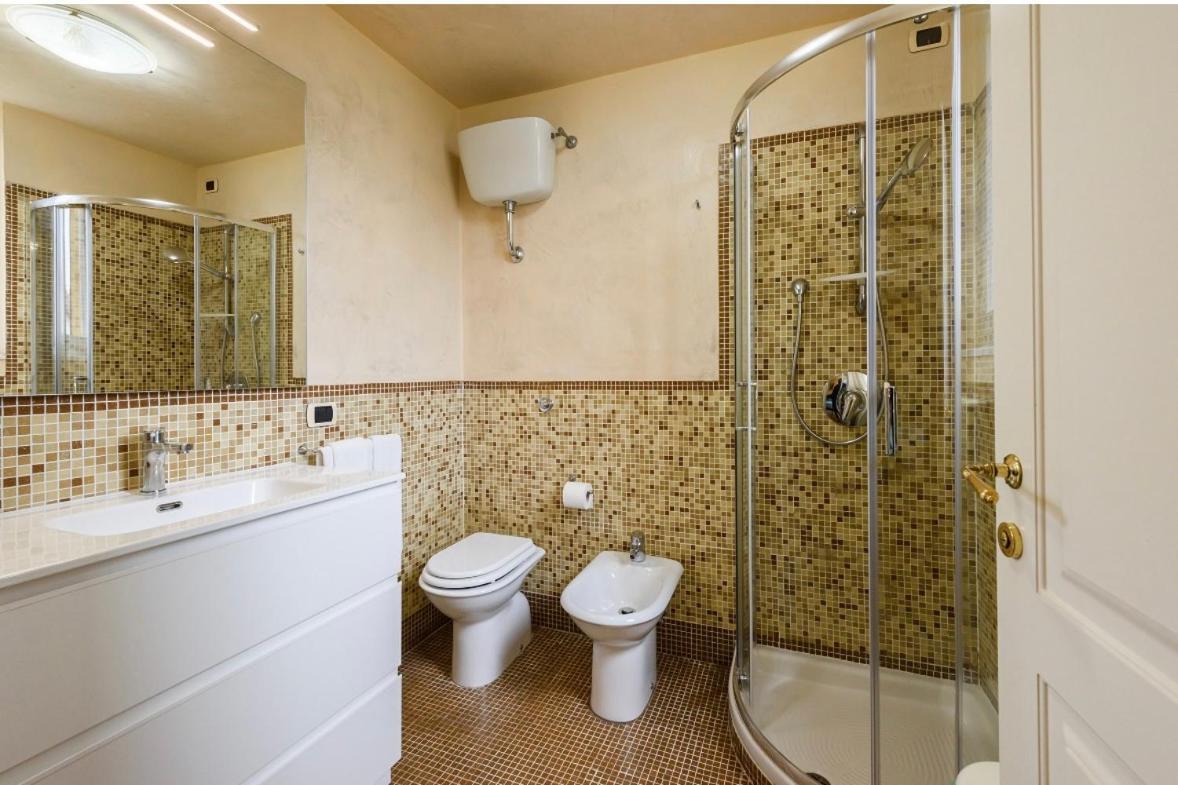 B&B Casa Rossa Florence Buitenkant foto