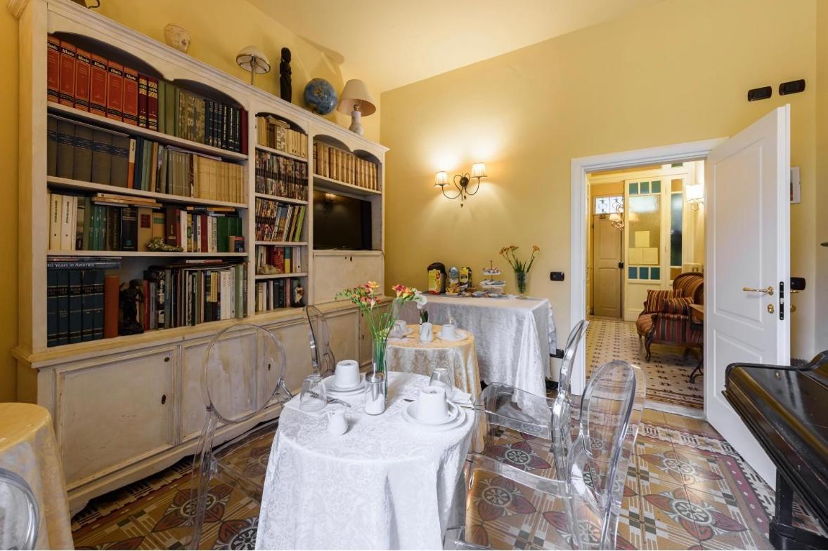 B&B Casa Rossa Florence Buitenkant foto